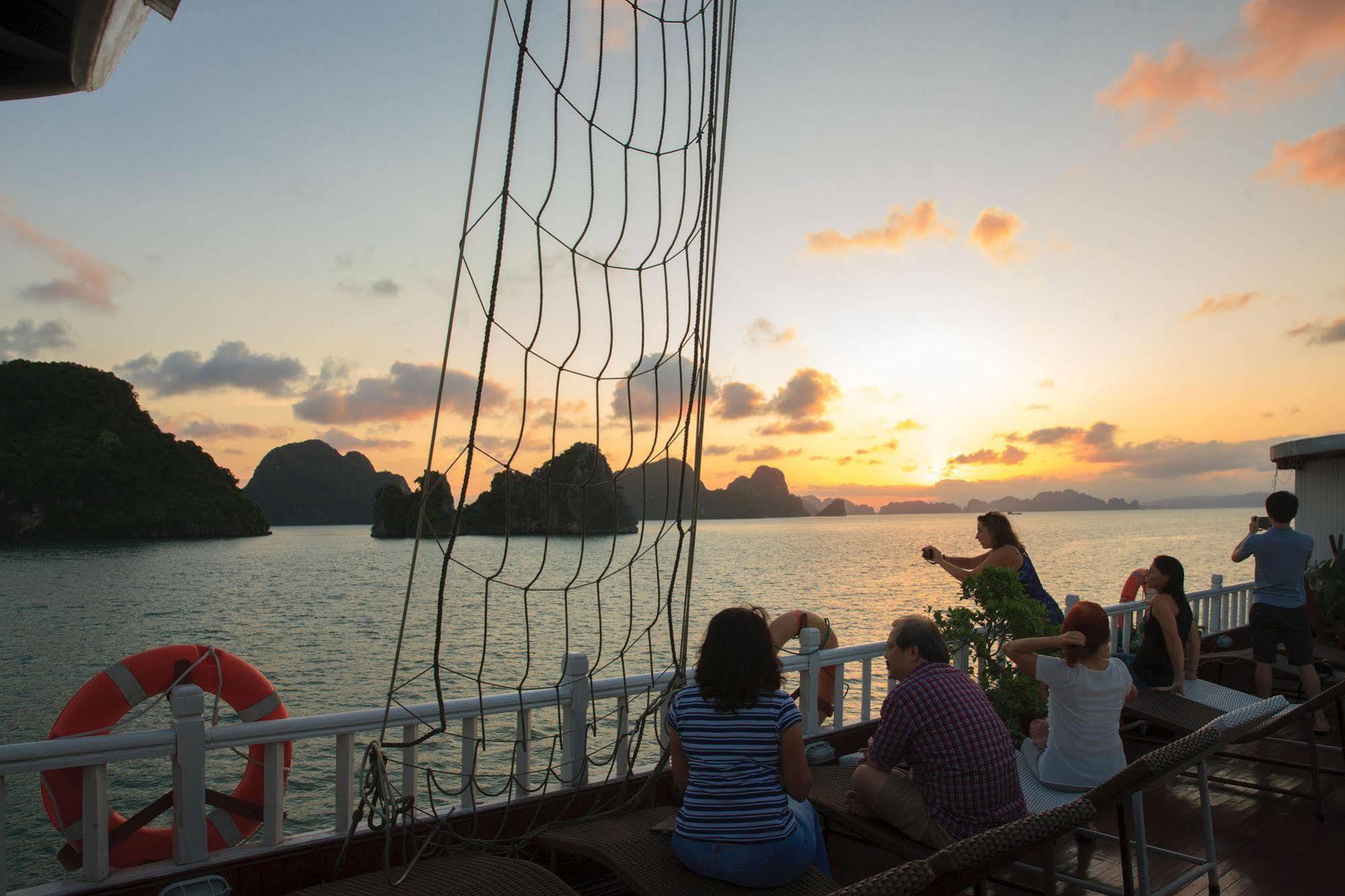 Royal Palace Cruise Ha Long Bagian luar foto