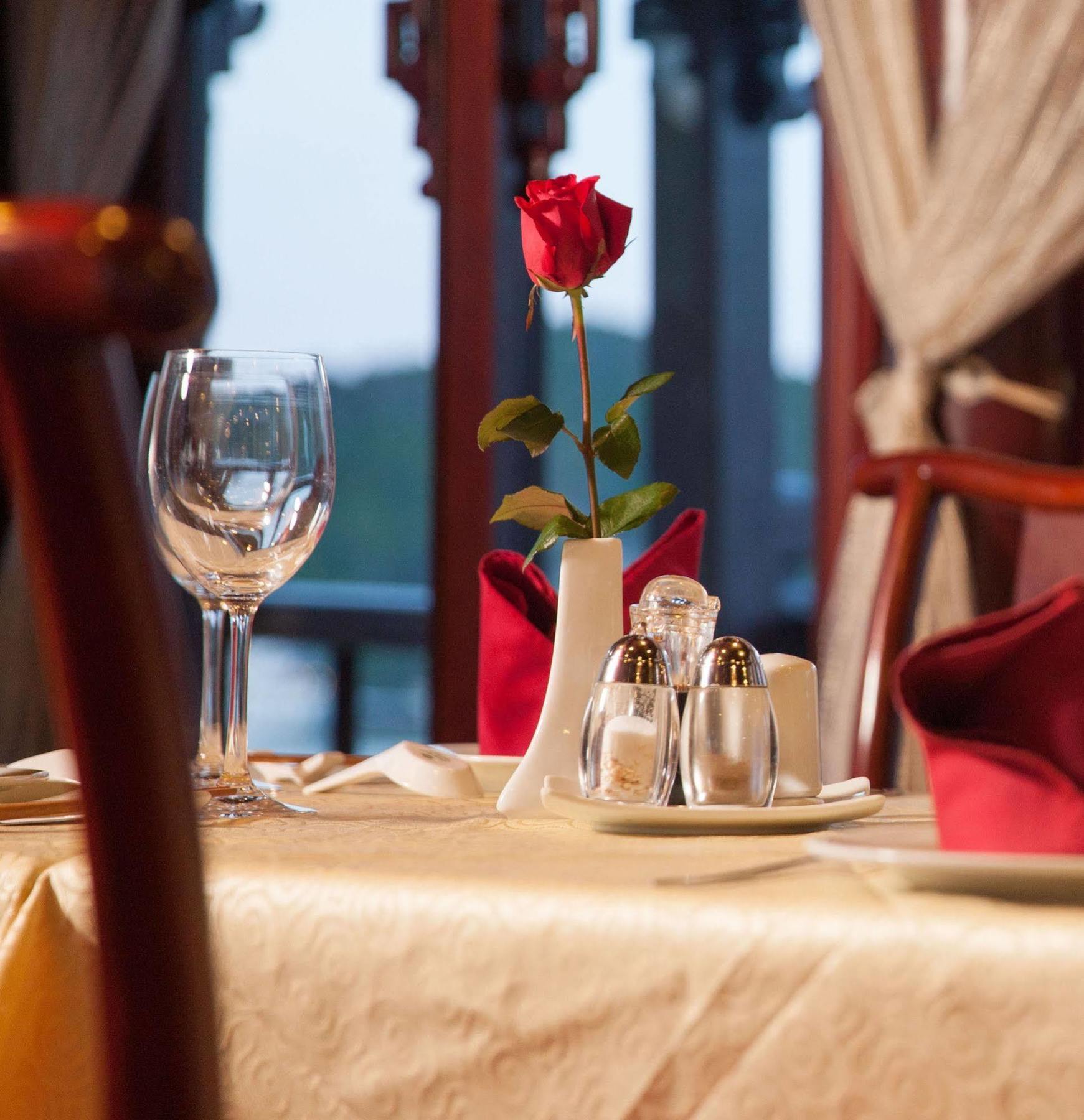 Royal Palace Cruise Ha Long Bagian luar foto